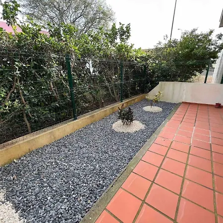 Apartment Unique Two-patios With Garage